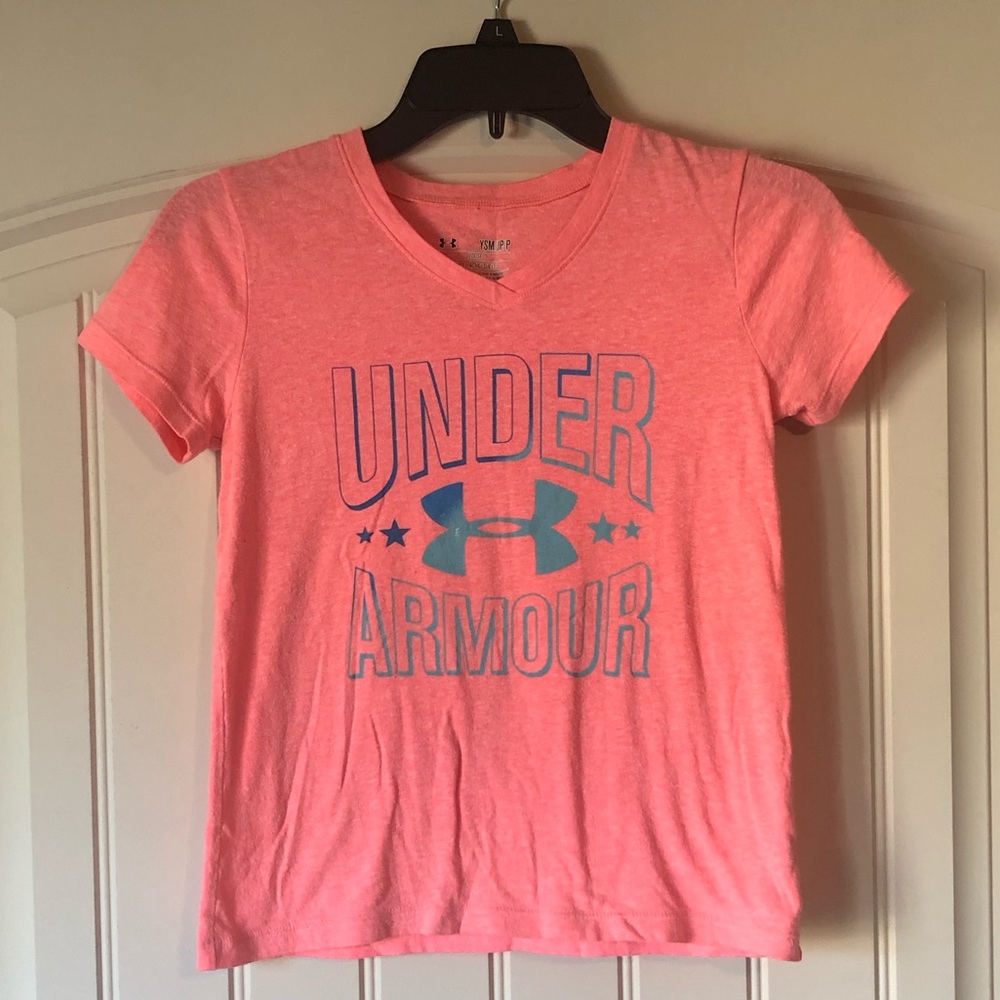 Big girls size large shirt
